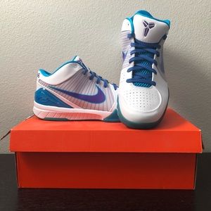 Kobe IV Draft Day Hornets